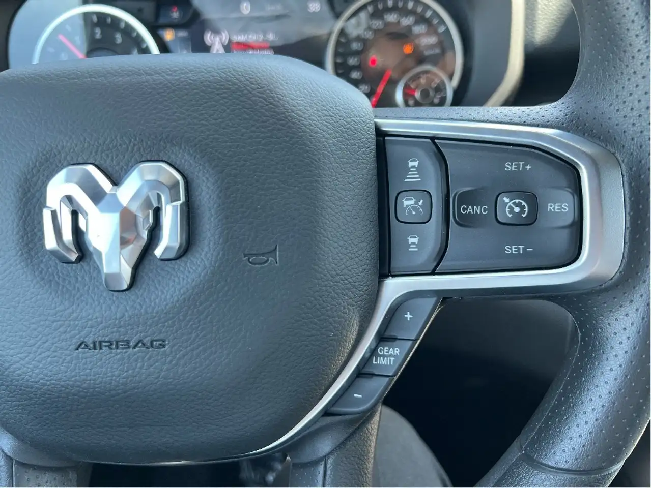RAM 1500 fotografie RAM 1500