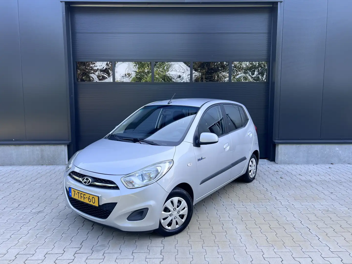 Hyundai i10 1.0 i-Drive Cool Airco NAP Weinig kilometers Szary - 1