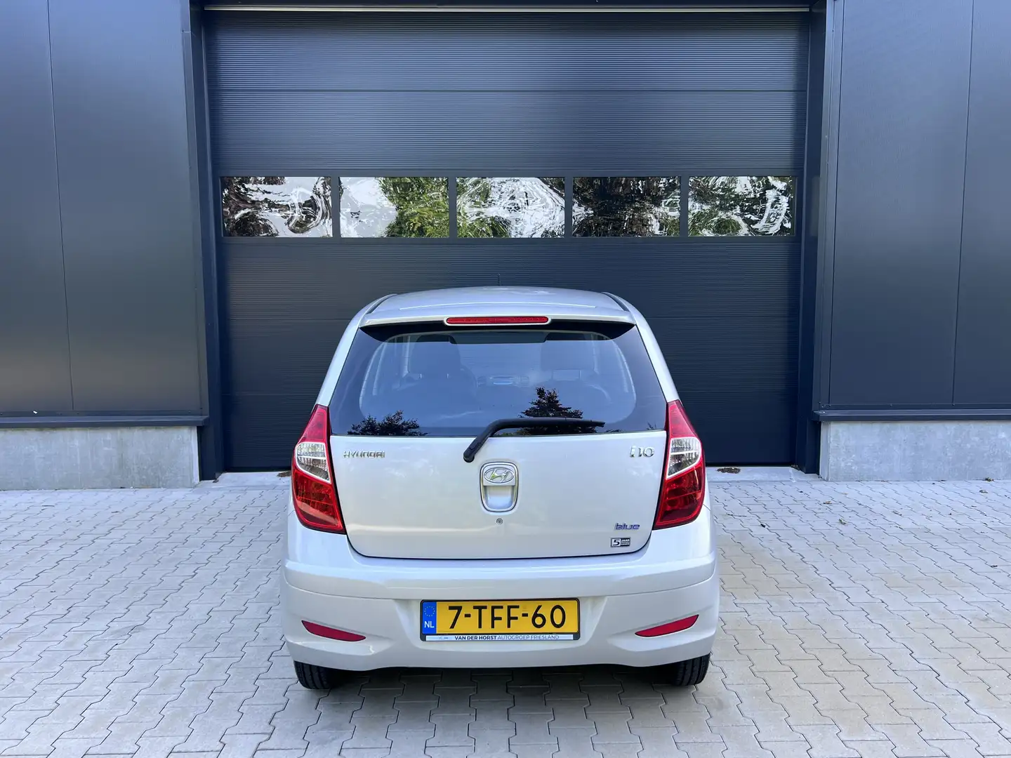Hyundai i10 1.0 i-Drive Cool Airco NAP Weinig kilometers Szary - 2