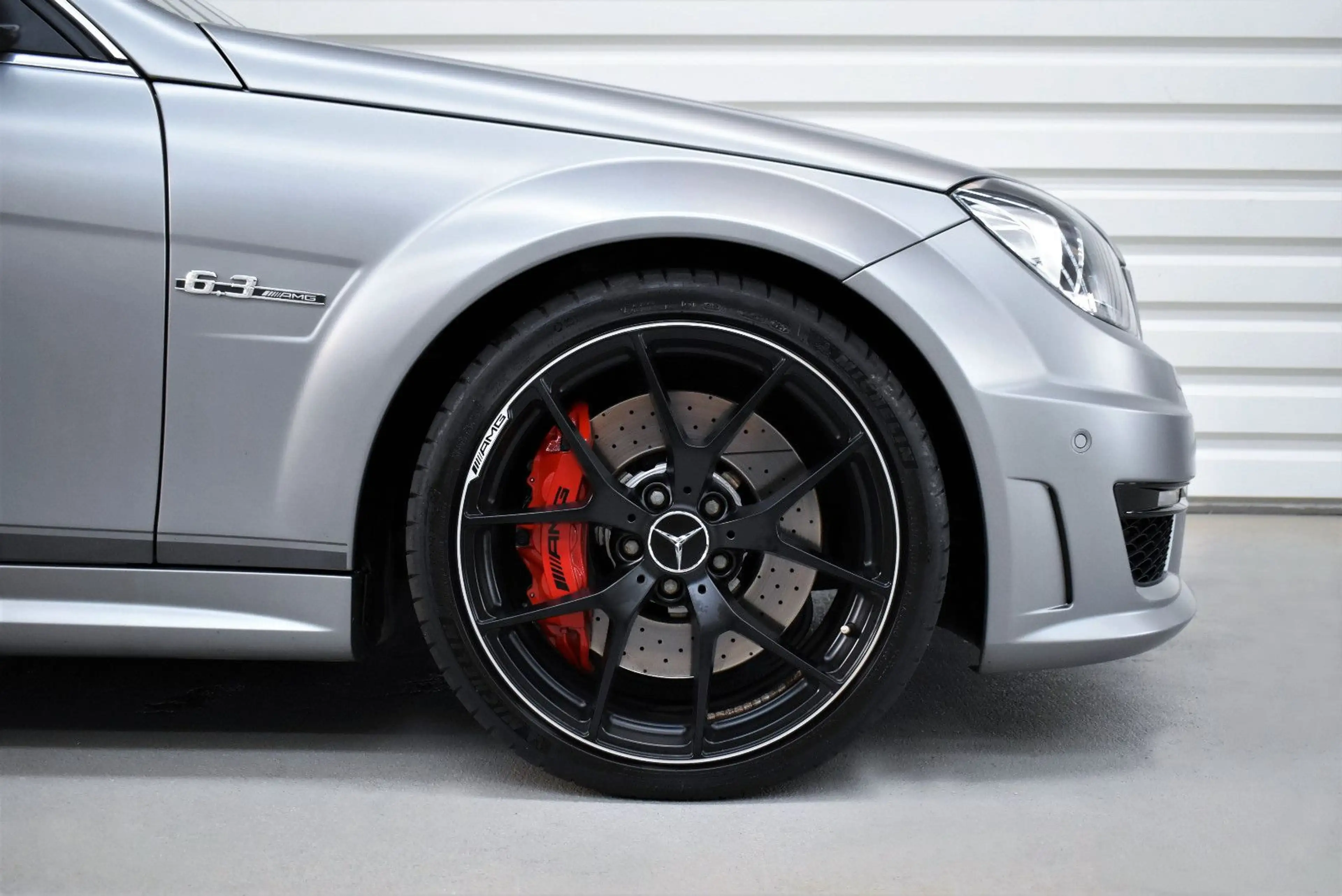 Mercedes-Benz C 63 AMG Edition 507+H&K+17.500km+Keyless+Memory — photo 9