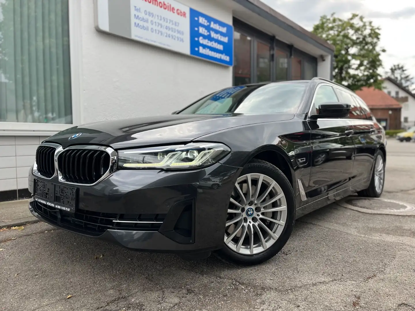 BMW 530 e xDrive SAG Laser+ACC+Klimasitze+360°+DrivAs Gris - 1