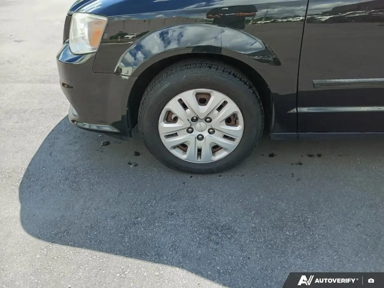 Dodge Grand Caravan photo Dodge Grand Caravan