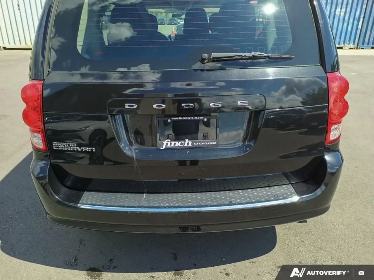 Dodge Grand Caravan photo Dodge Grand Caravan