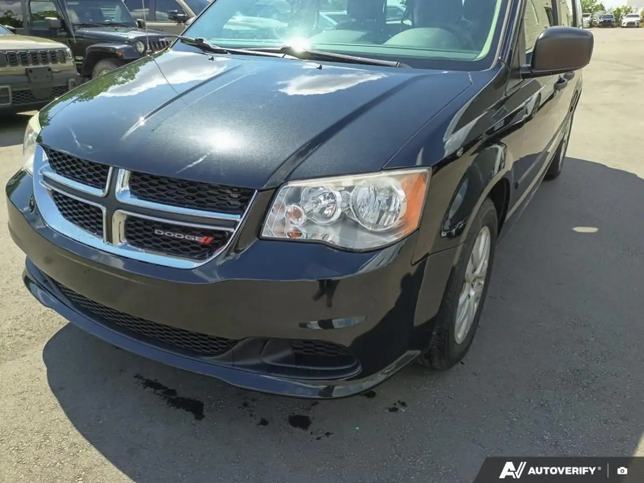 Dodge Grand Caravan photo Dodge Grand Caravan