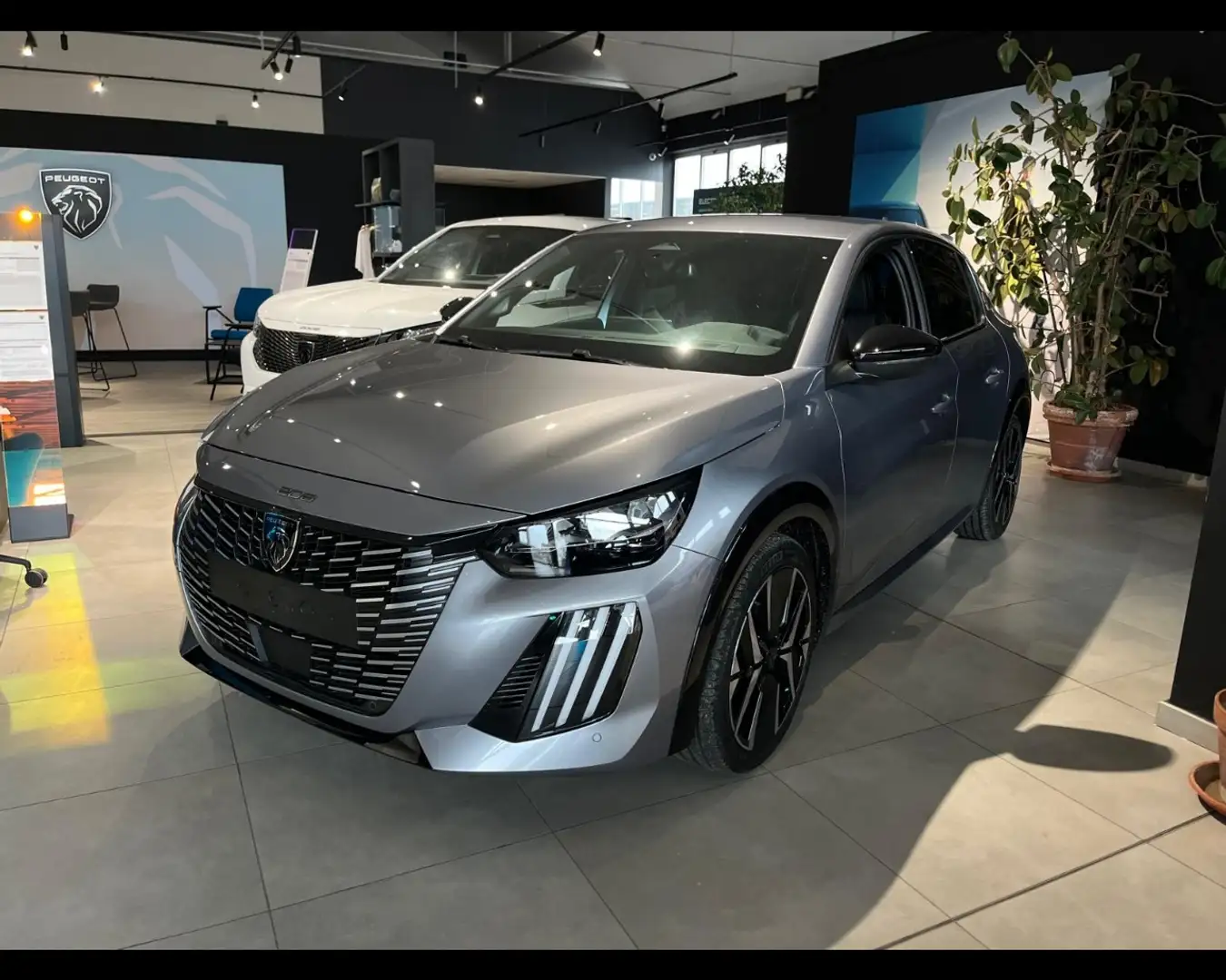 Peugeot 208 1.2 Hybrid 48V GT Grigio - 1