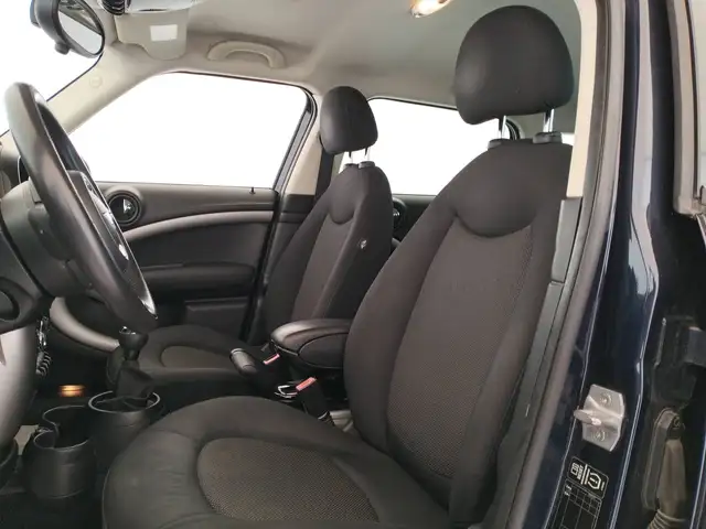 Mini Countryman view 9