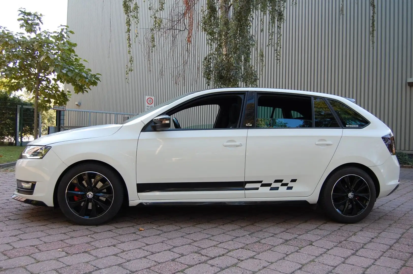 Skoda Rapid/Spaceback 1.4 TSI DSG Monte Carlo.26400Km.Navi,Xenon Weiß - 2