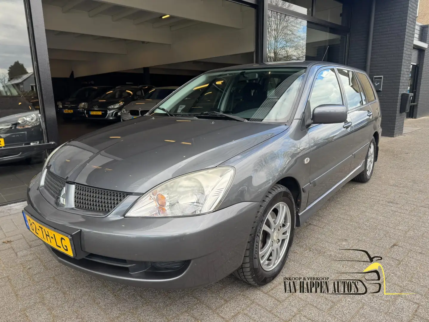 Mitsubishi Lancer Station Wagon 1.6 Inform Gris - 2