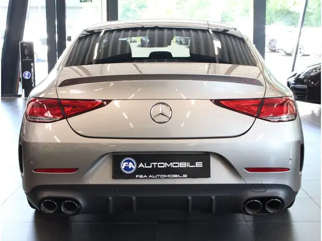 Mercedes-Benz CLS view 6