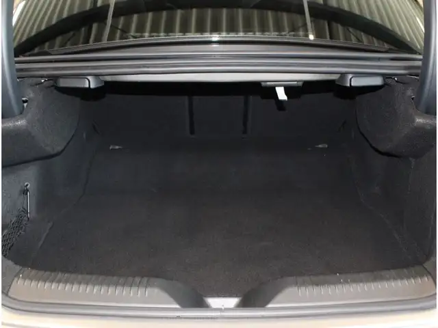 Mercedes-Benz CLS view 7