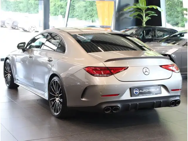 Mercedes-Benz CLS view 4