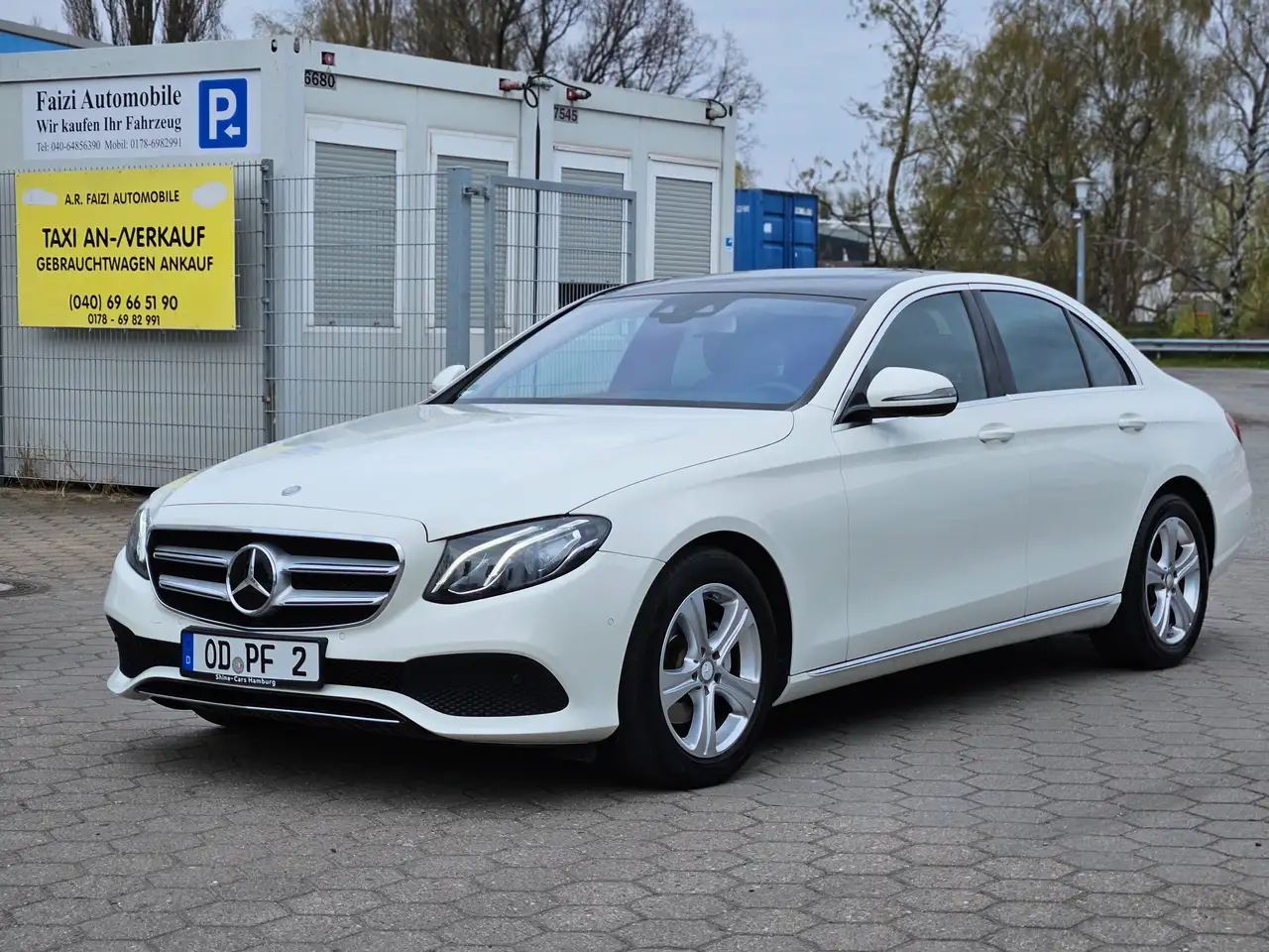 Mercedes-Benz E 220