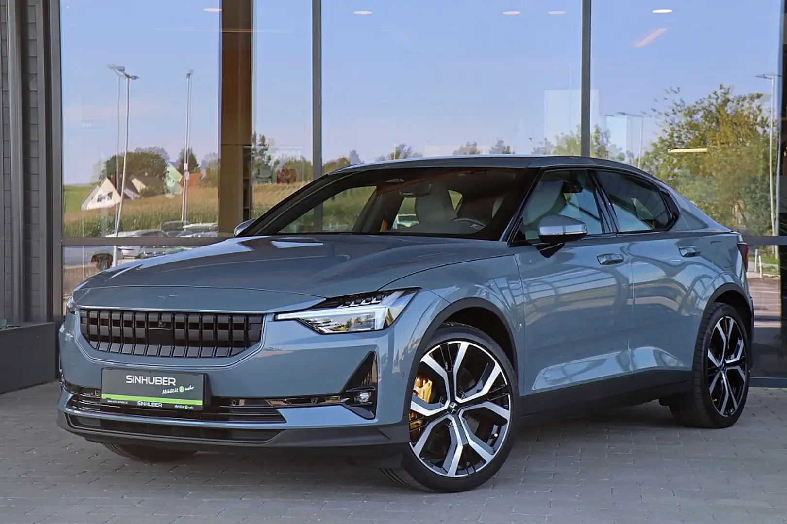 Polestar 2 Polestar 2 Long Range 78kWh Dual Motor Performa... Grau - 1