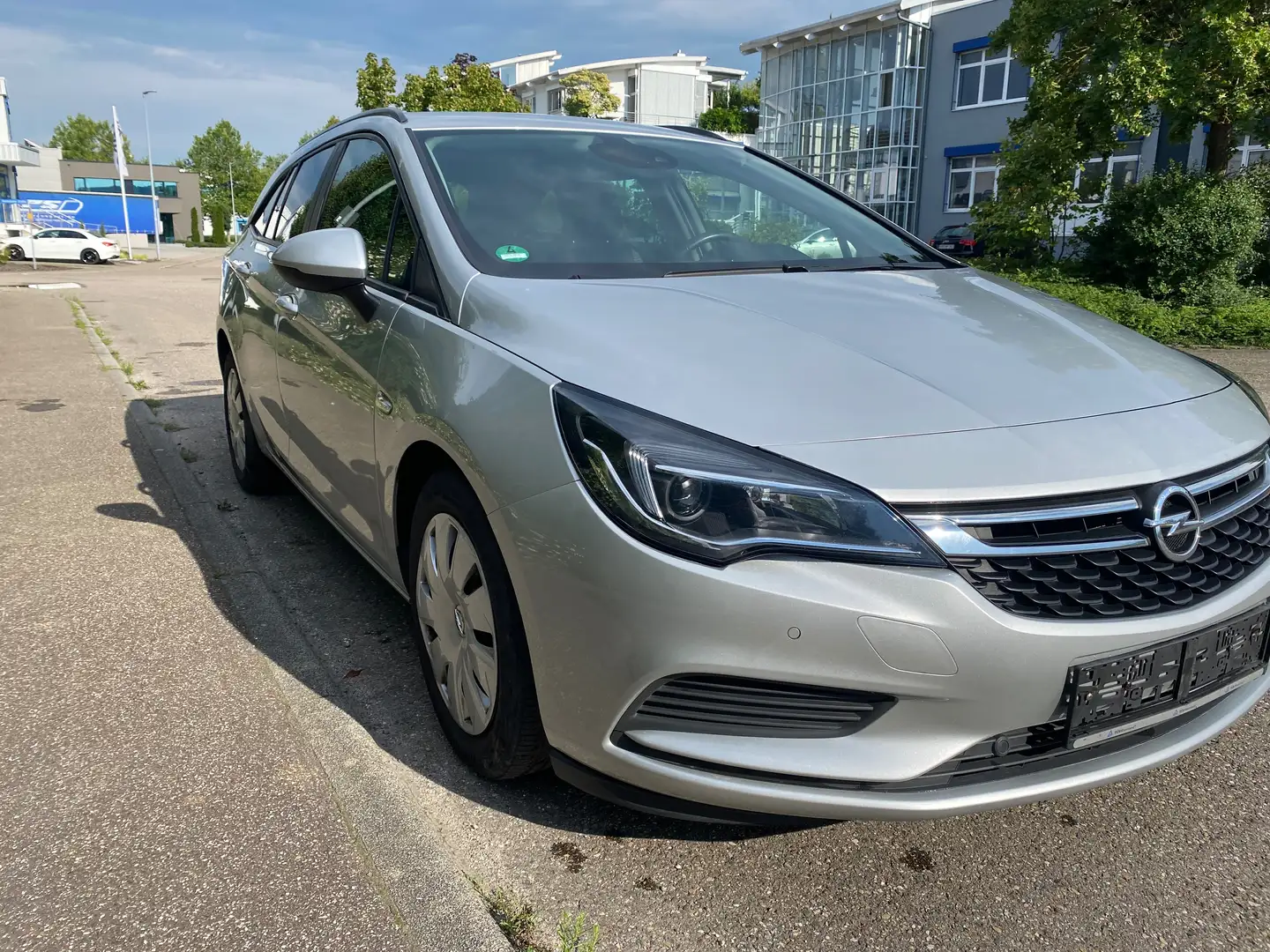 Opel Astra Business/Navi/8Fach Bereift Grey - 1