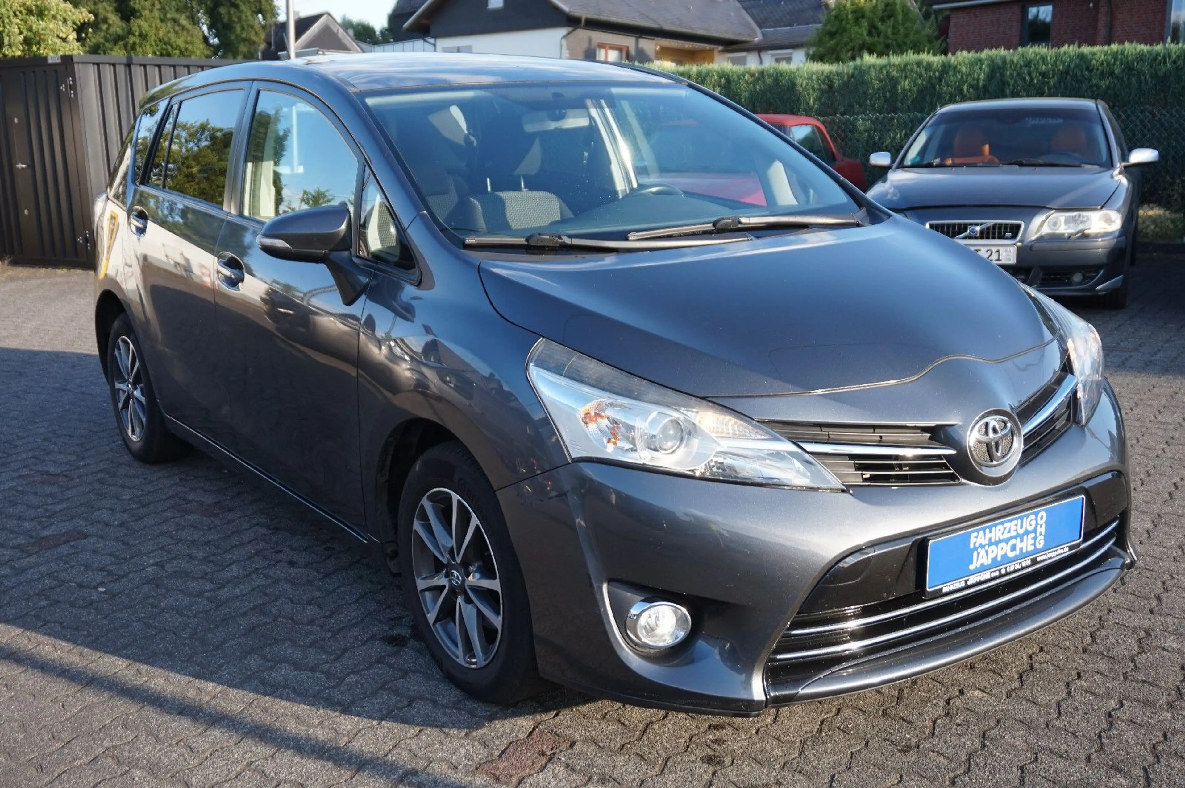 Toyota Verso SkyView Edition 1,6 Diesel — photo 3
