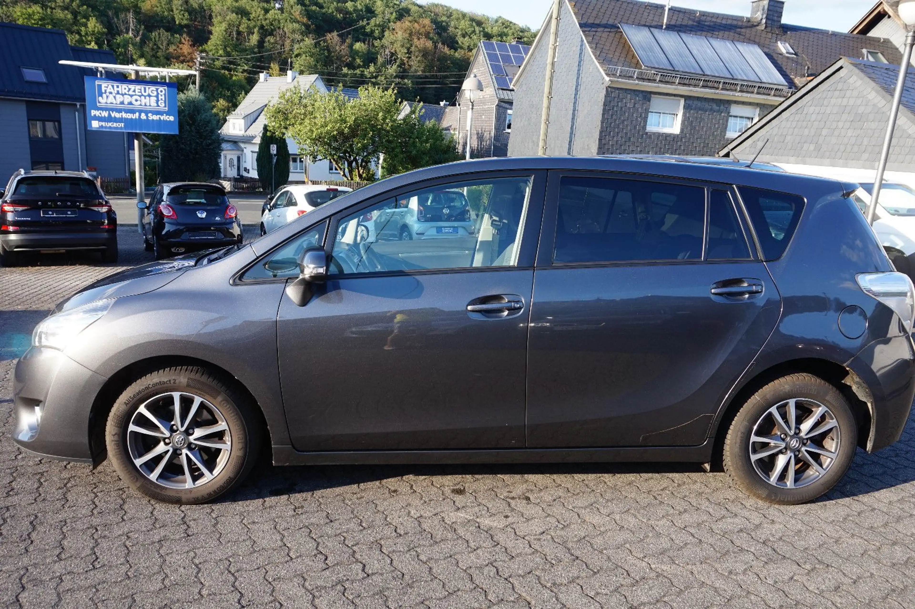 Toyota Verso SkyView Edition 1,6 Diesel — photo 6