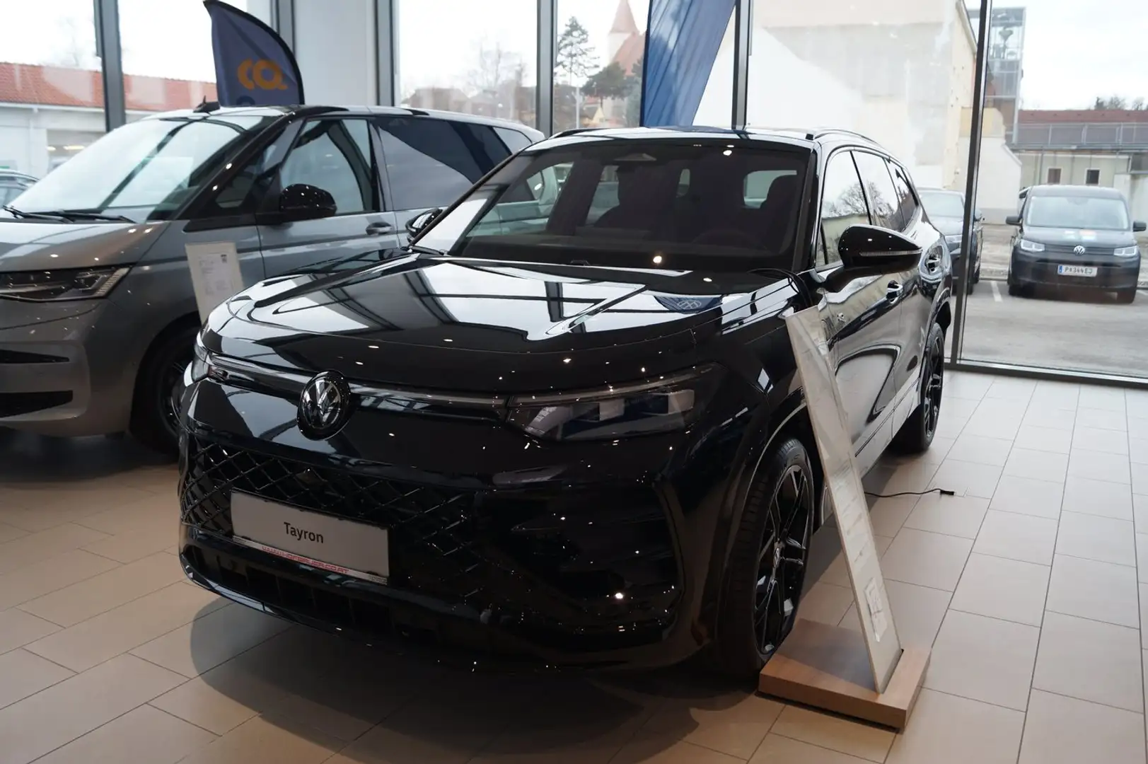 Volkswagen Tayron Sport eHybrid DSG 200kW Schwarz - 1