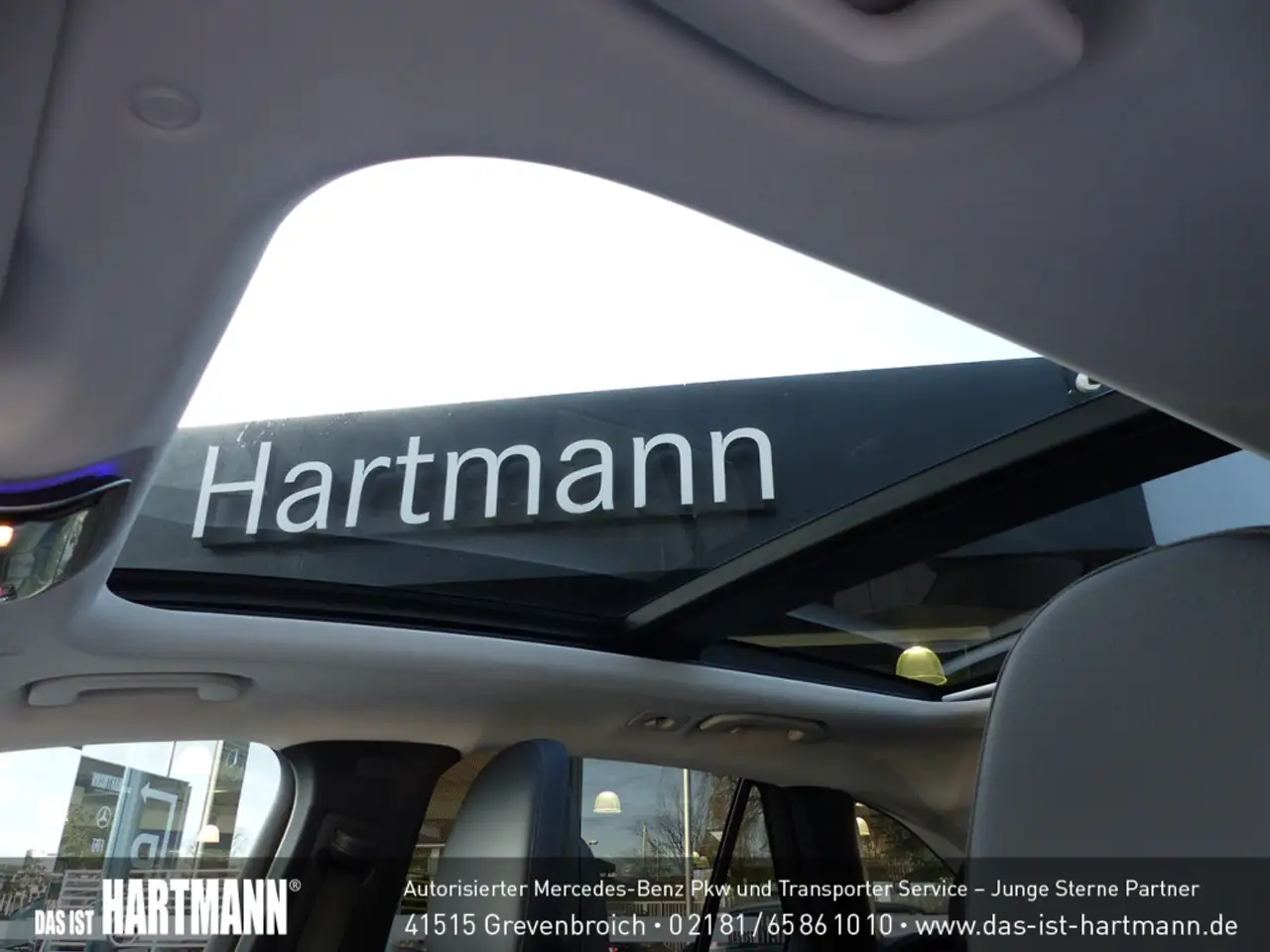 Mercedes-Benz GLC 200 4M AVANTGARDE+PANO+AHK+MEMORY+RF-KAM+LED 6