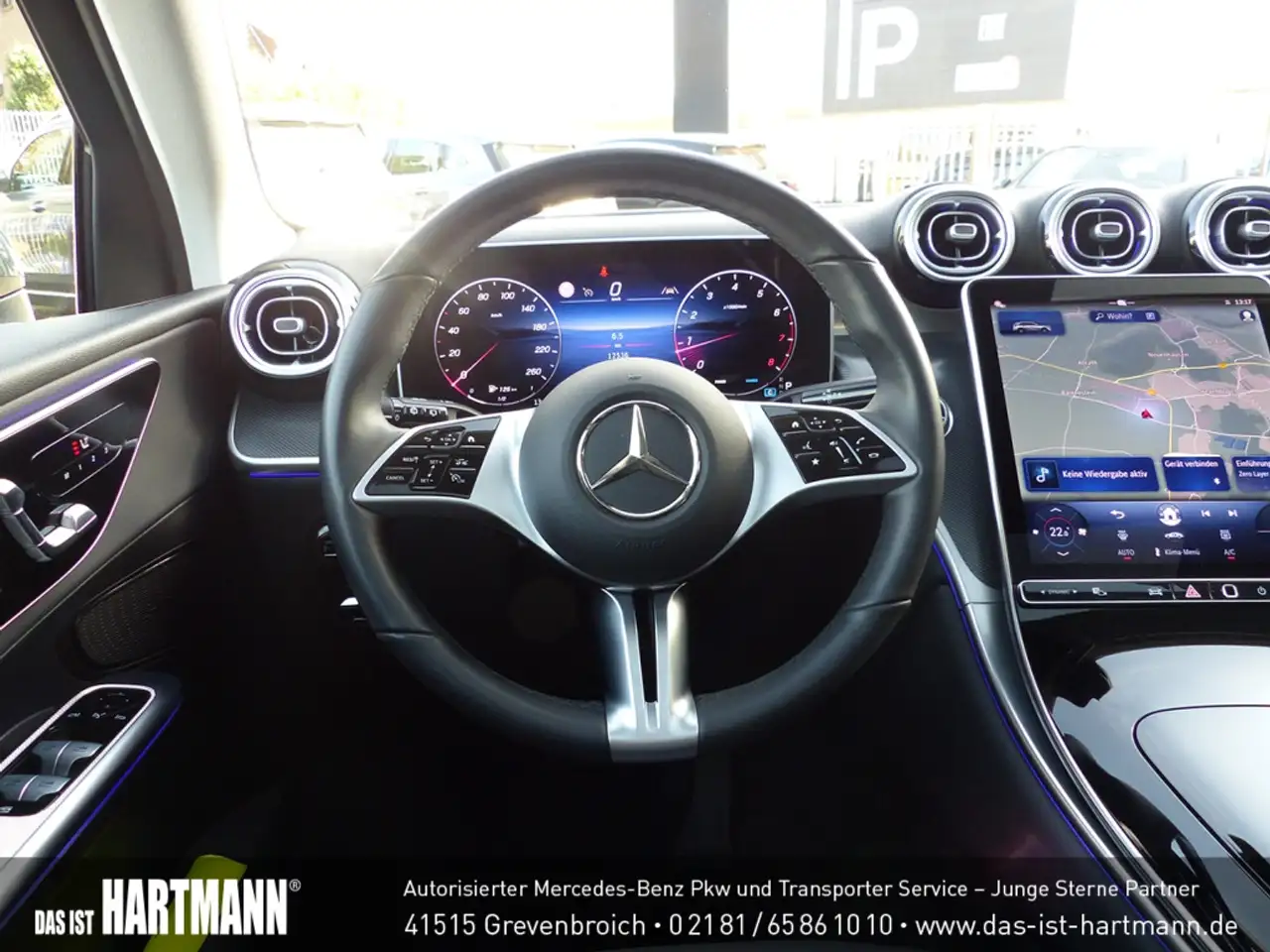 Mercedes-Benz GLC 200 4M AVANTGARDE+PANO+AHK+MEMORY+RF-KAM+LED 9