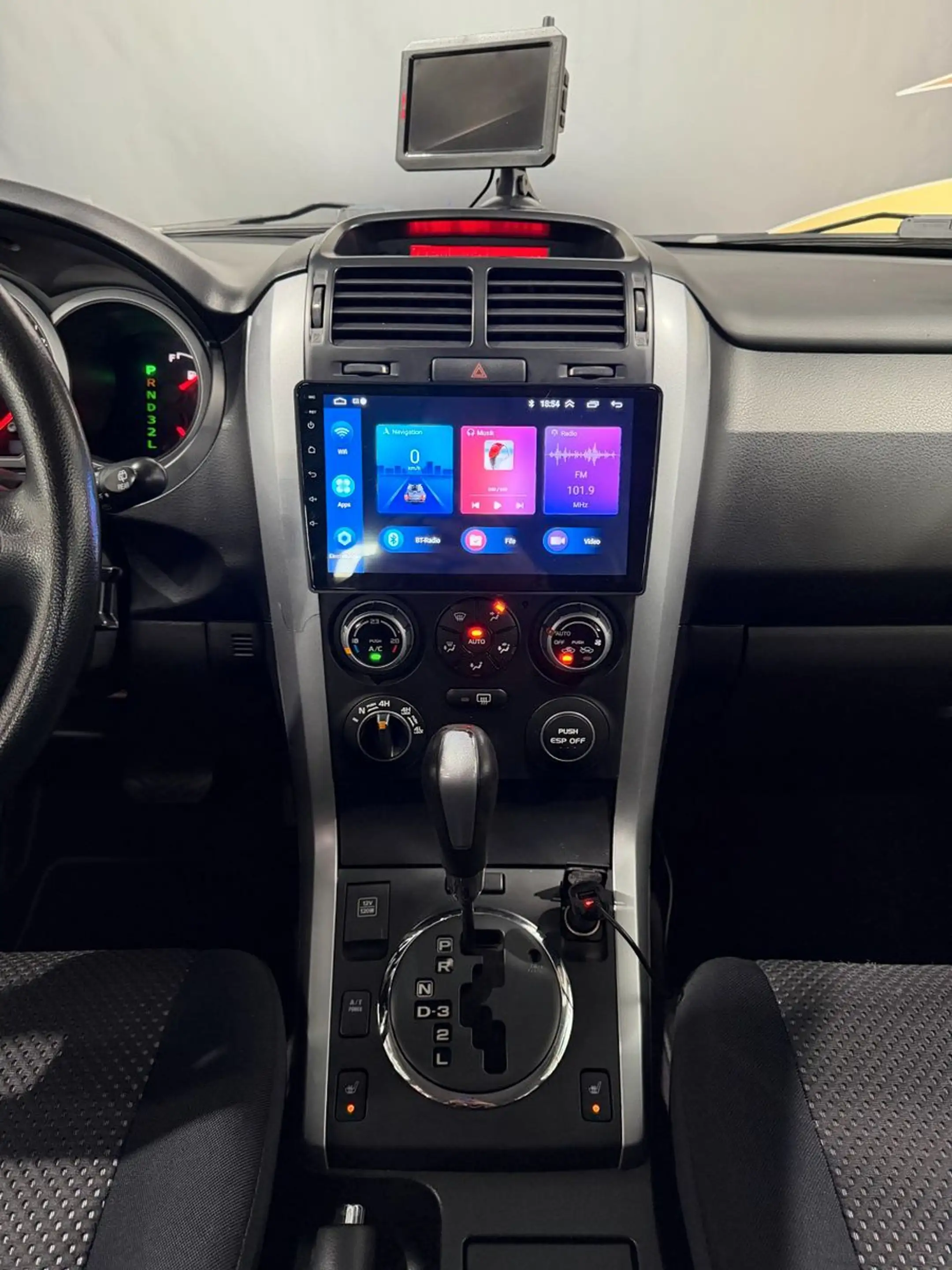 Suzuki Grand Vitara 2.0 Aut. TÜV NEU*Keyless*NAVI*AHK — photo 15