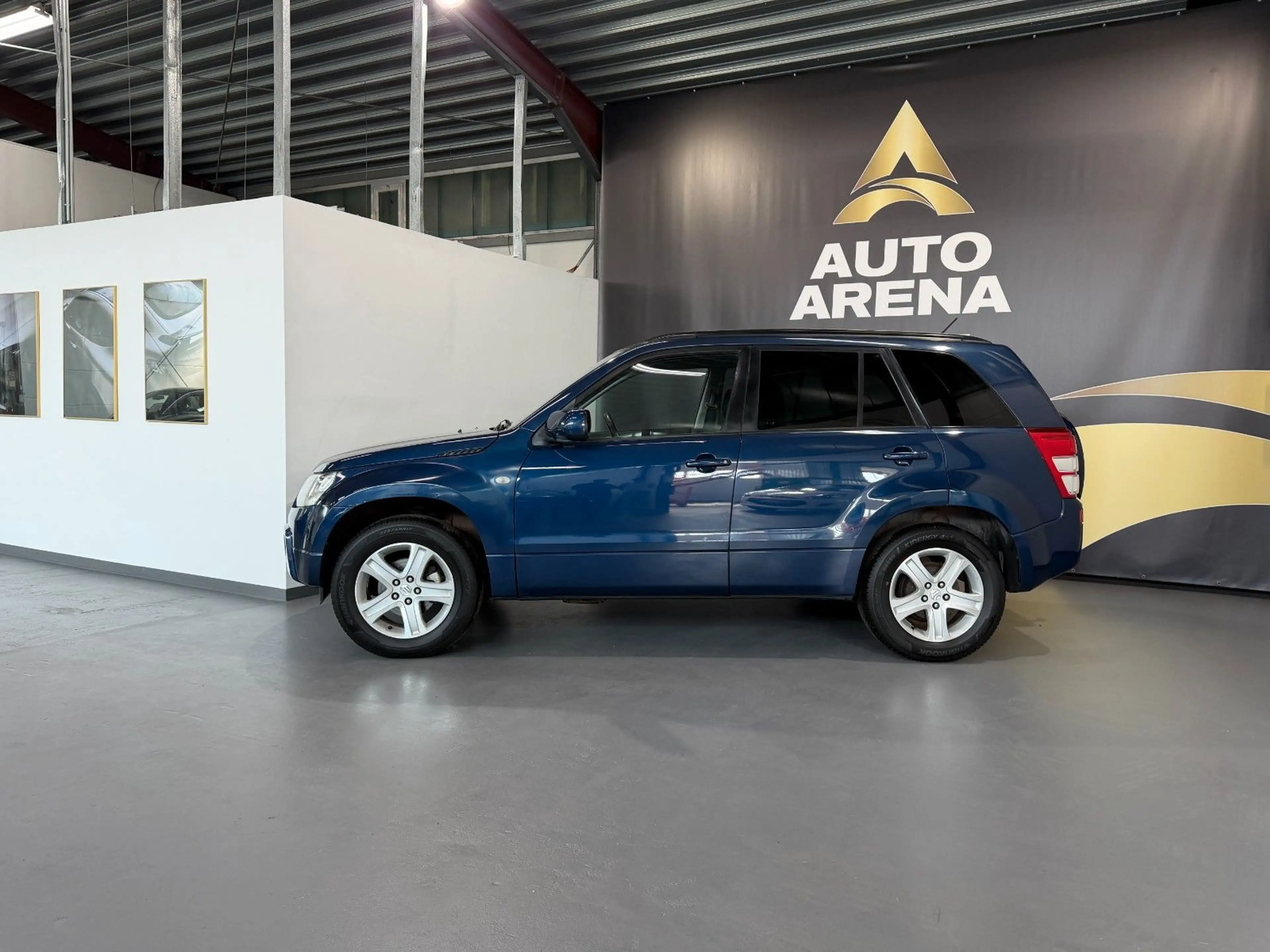 Suzuki Grand Vitara 2.0 Aut. TÜV NEU*Keyless*NAVI*AHK — photo 4