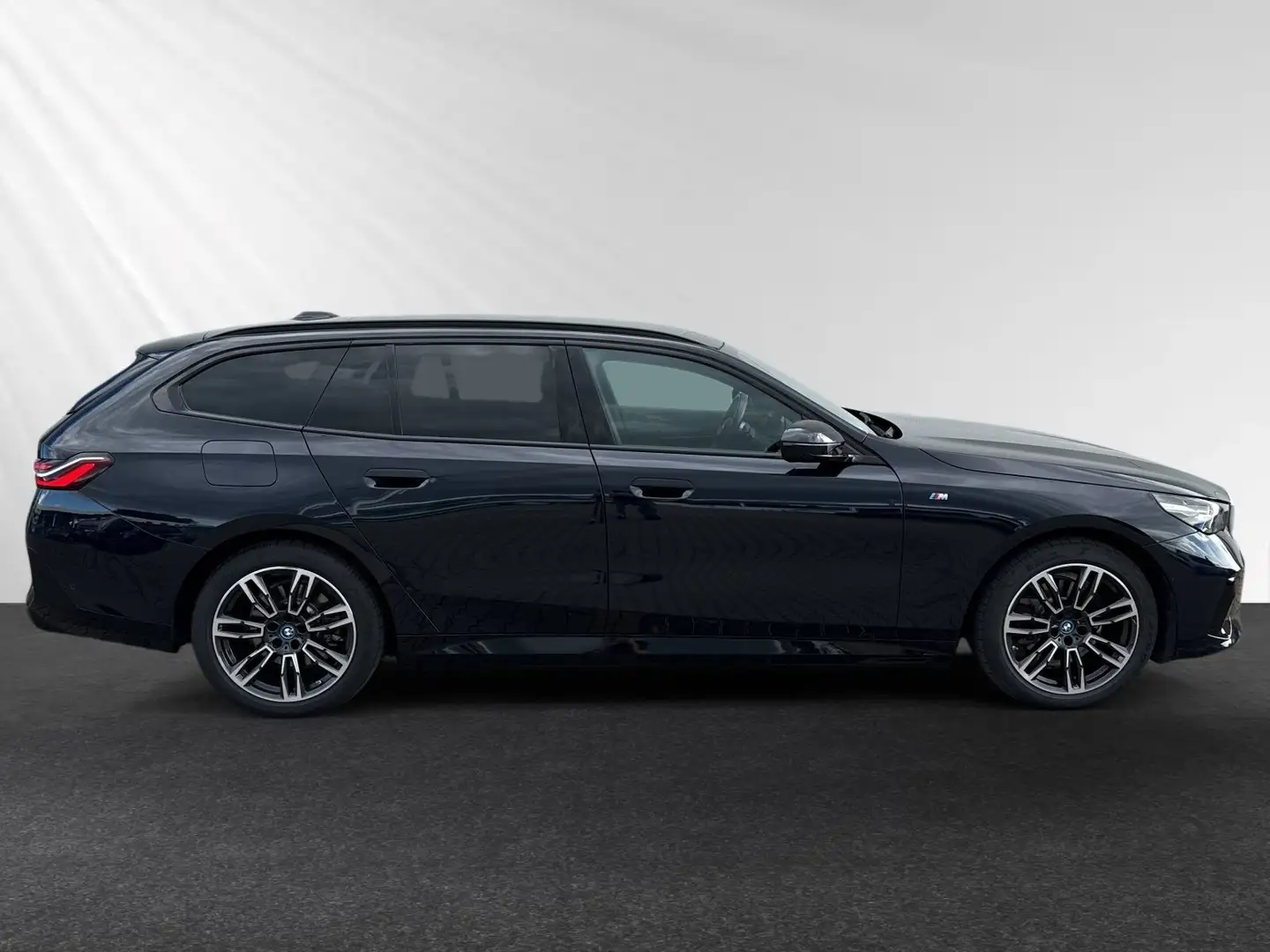 BMW 530 e xDrive Touring M Sport|AHK|Pano|H/K|Autobahnass. Schwarz - 2