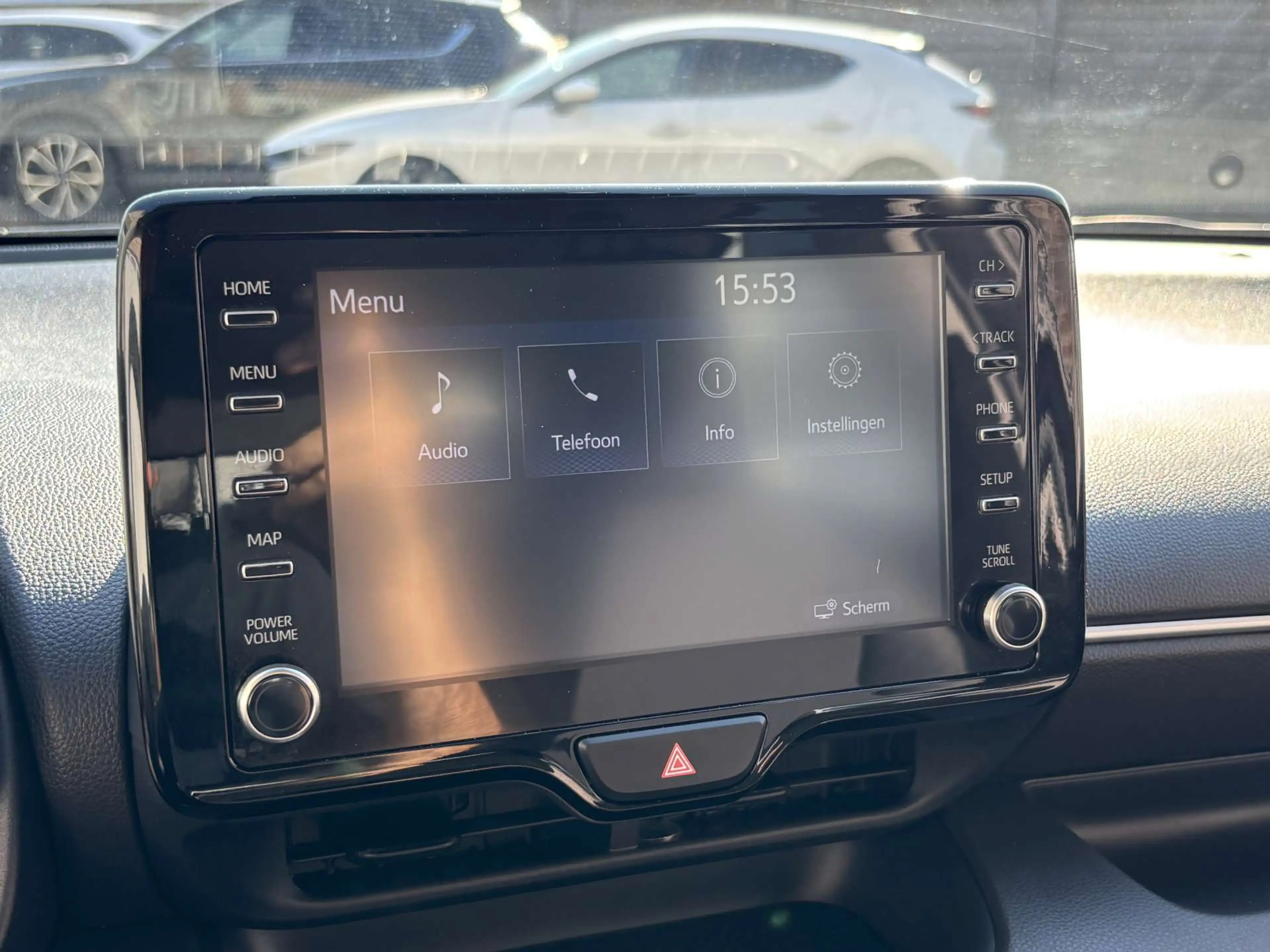 Mazda 2 2 Hybrid 1.5i VVT-i E-CVT Agile / 43000KM / 12m waarborg — photo 12