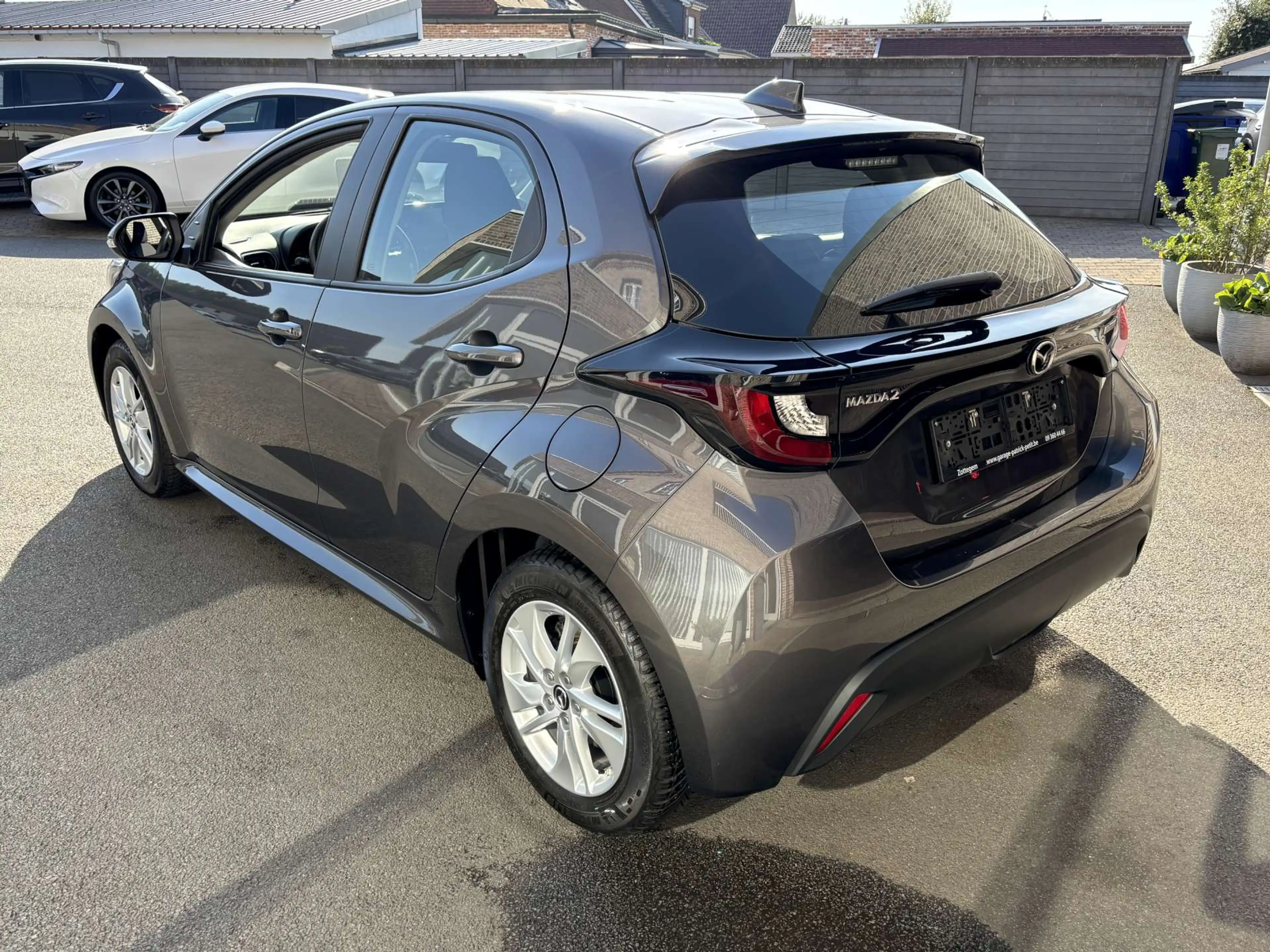 Mazda 2 2 Hybrid 1.5i VVT-i E-CVT Agile / 43000KM / 12m waarborg — photo 4