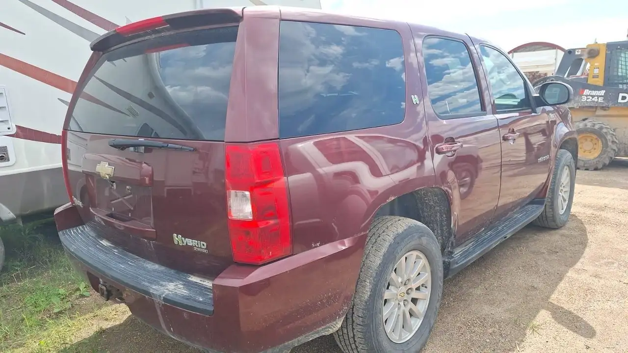 Chevrolet Tahoe photo Chevrolet Tahoe
