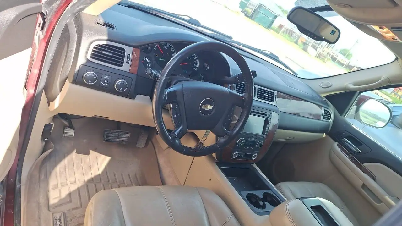 Chevrolet Tahoe photo Chevrolet Tahoe