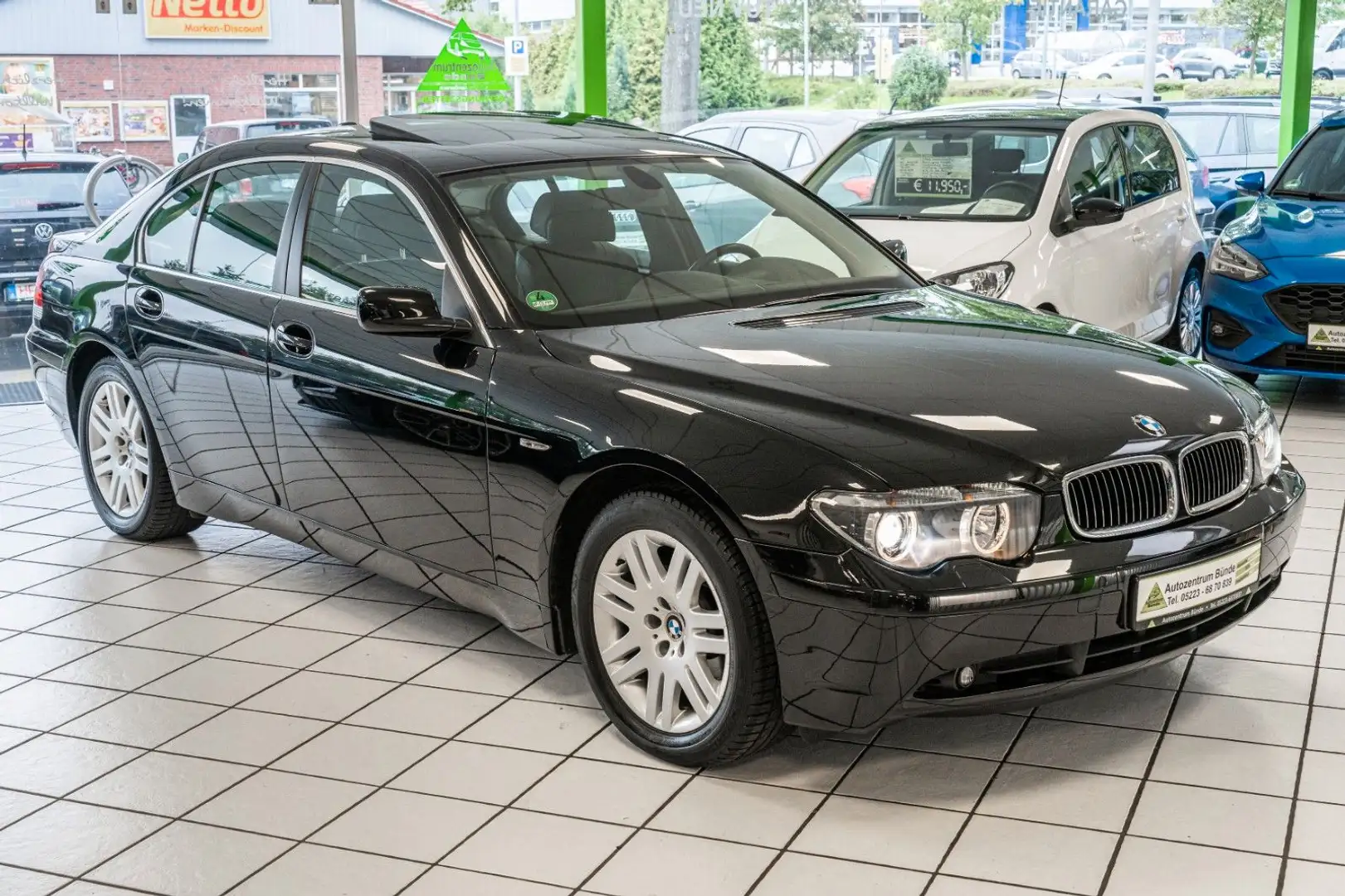 BMW 735 i  Benzin V8 272 PS NUR 27.200 km 1. Hand Noir - 1