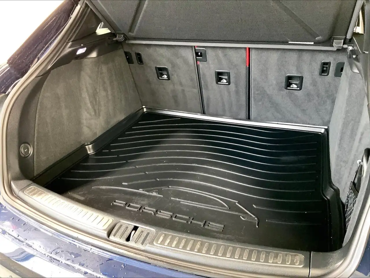 Porsche Macan снимка Porsche Macan
