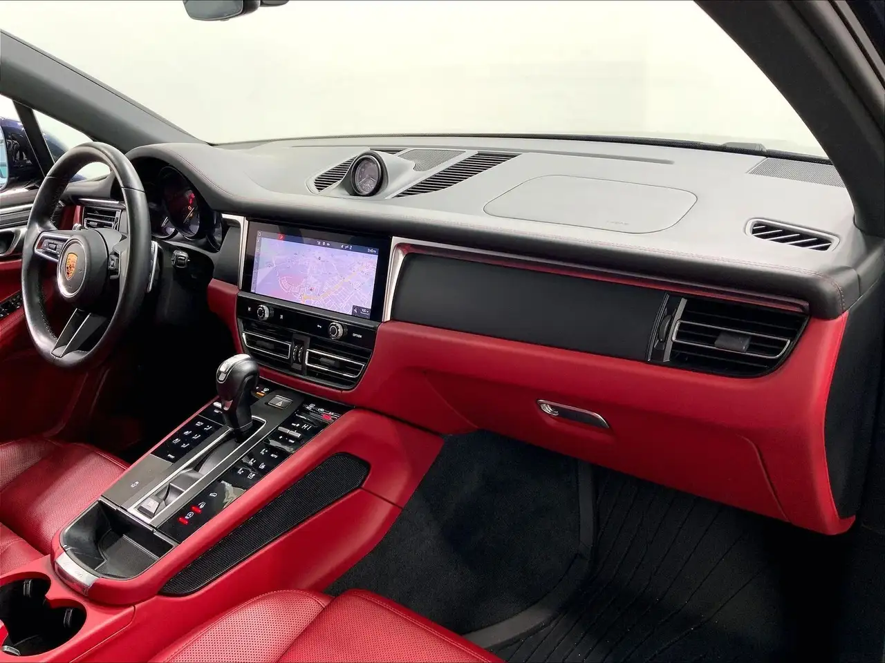 Porsche Macan снимка Porsche Macan