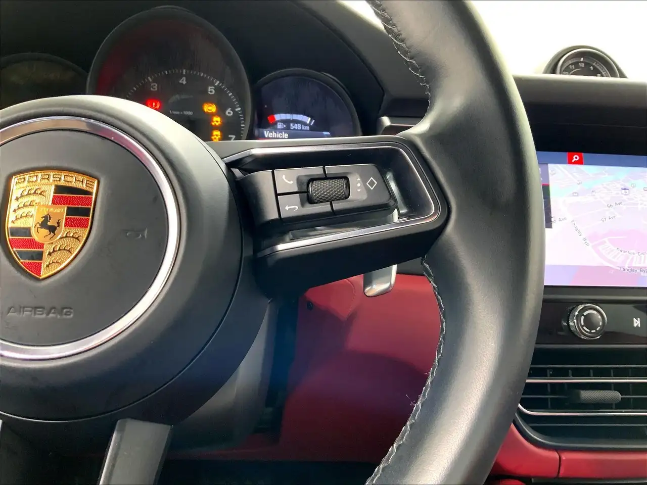 Porsche Macan снимка Porsche Macan
