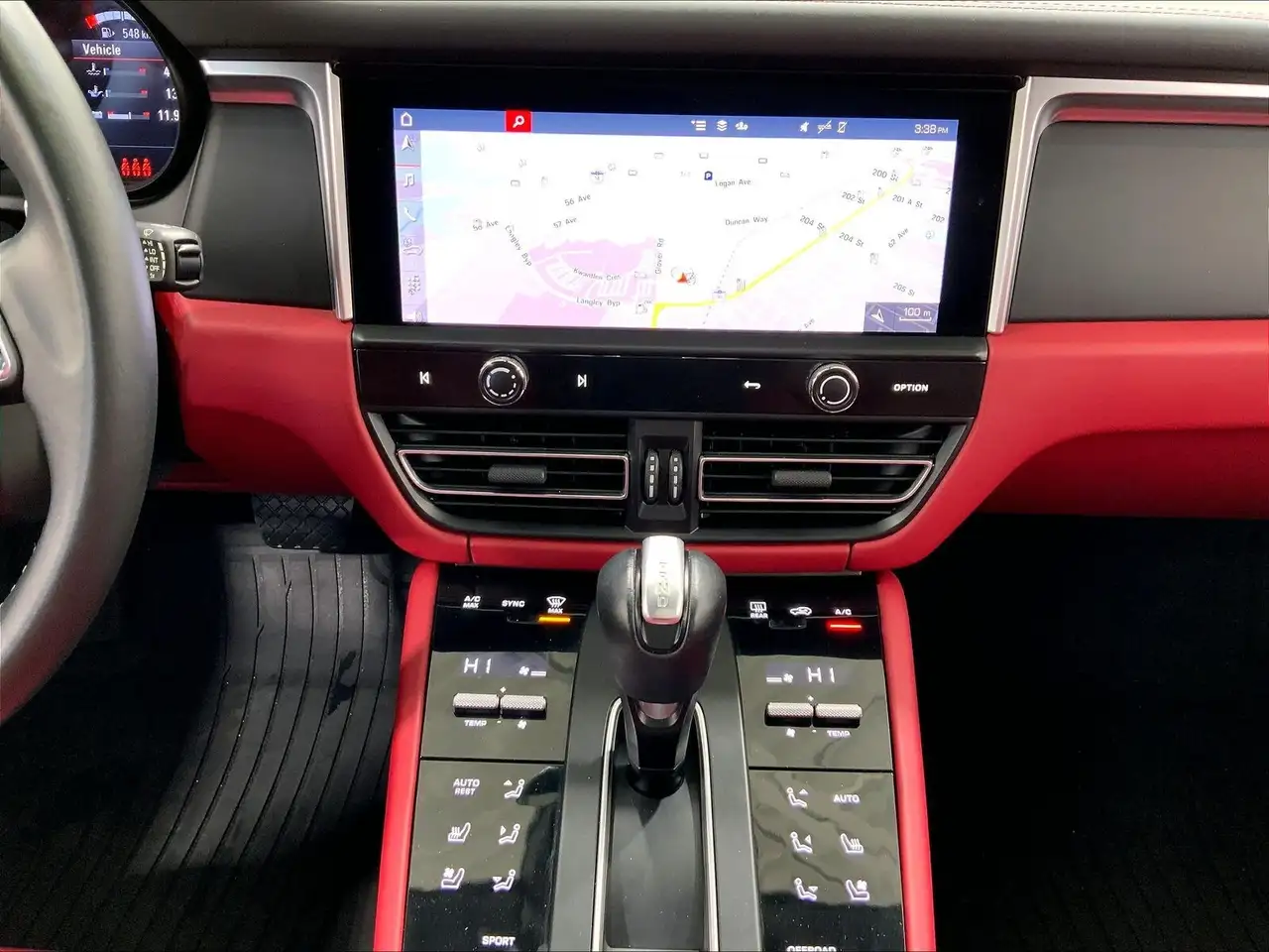 Porsche Macan снимка Porsche Macan