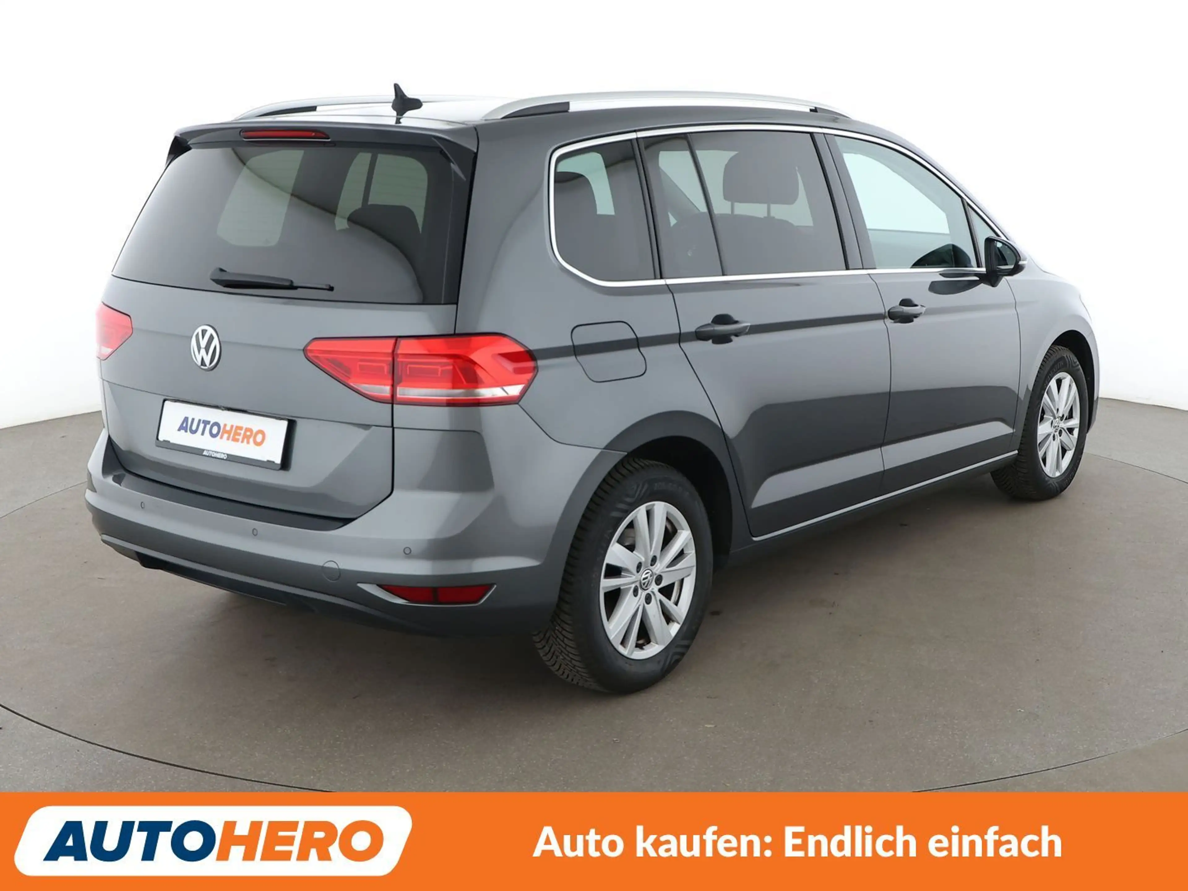 Volkswagen Touran 1.5 TSI ACT Highline BlueMotion Tech Aut.*ACC*PDC* — photo 6