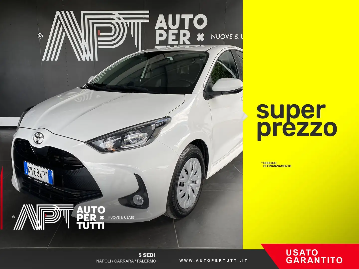 Toyota Yaris Yaris 1.0 Active Bianco - 1