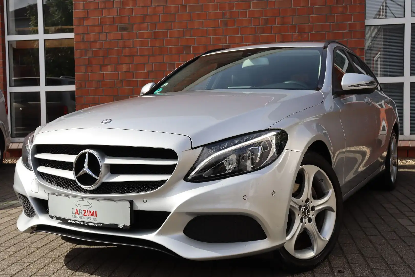Mercedes-Benz C 200 d T-Modell BlueTec Leder Navi LED Argent - 1