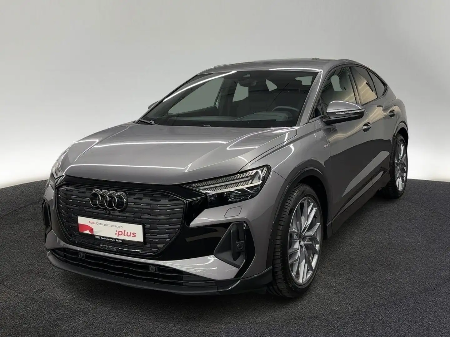 Audi Q4 e-tron 35 AHK PDC 360°K NAVI HUD Grau - 2