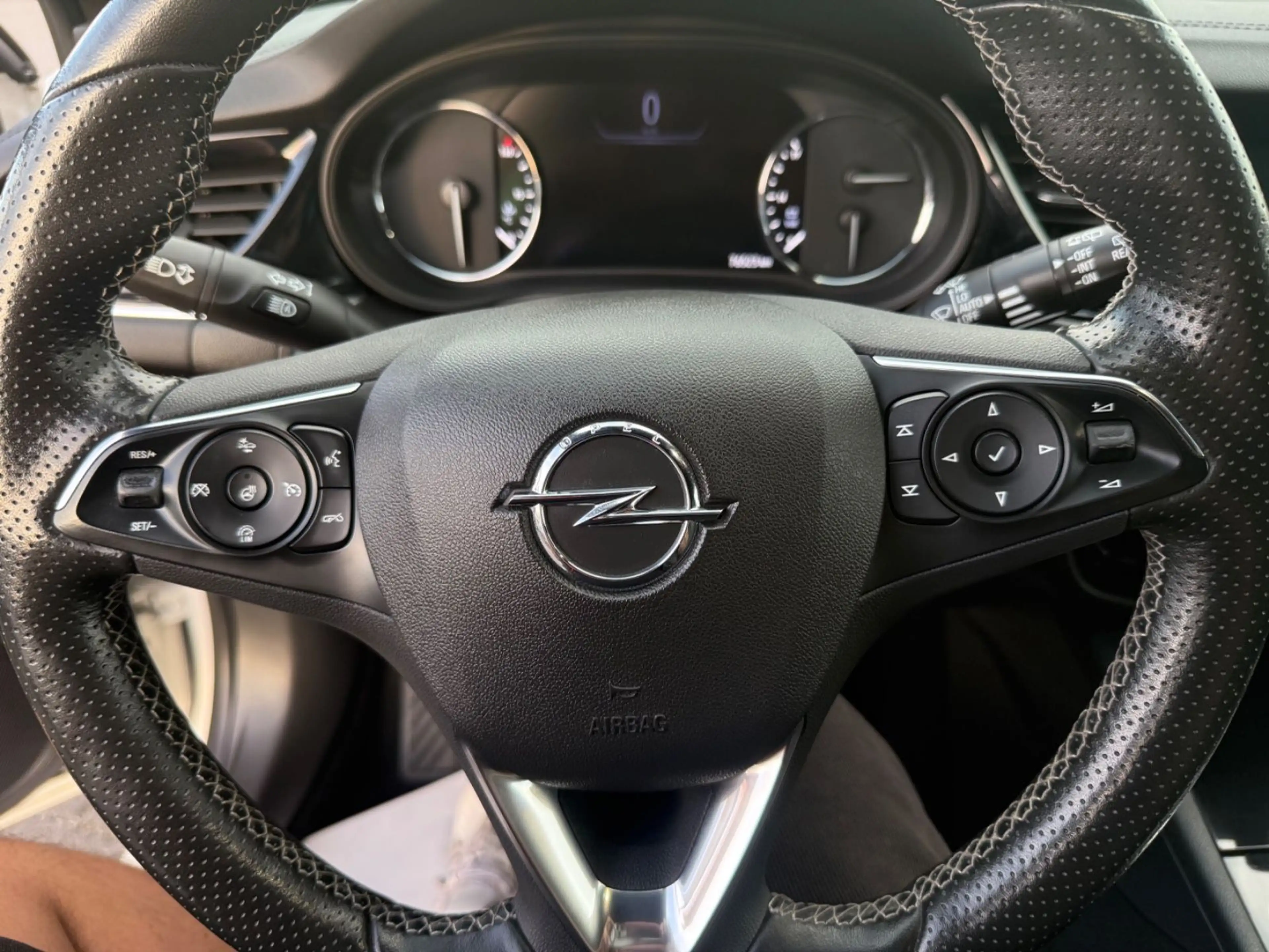 Opel Insignia B Sports Tourer Business — photo 6