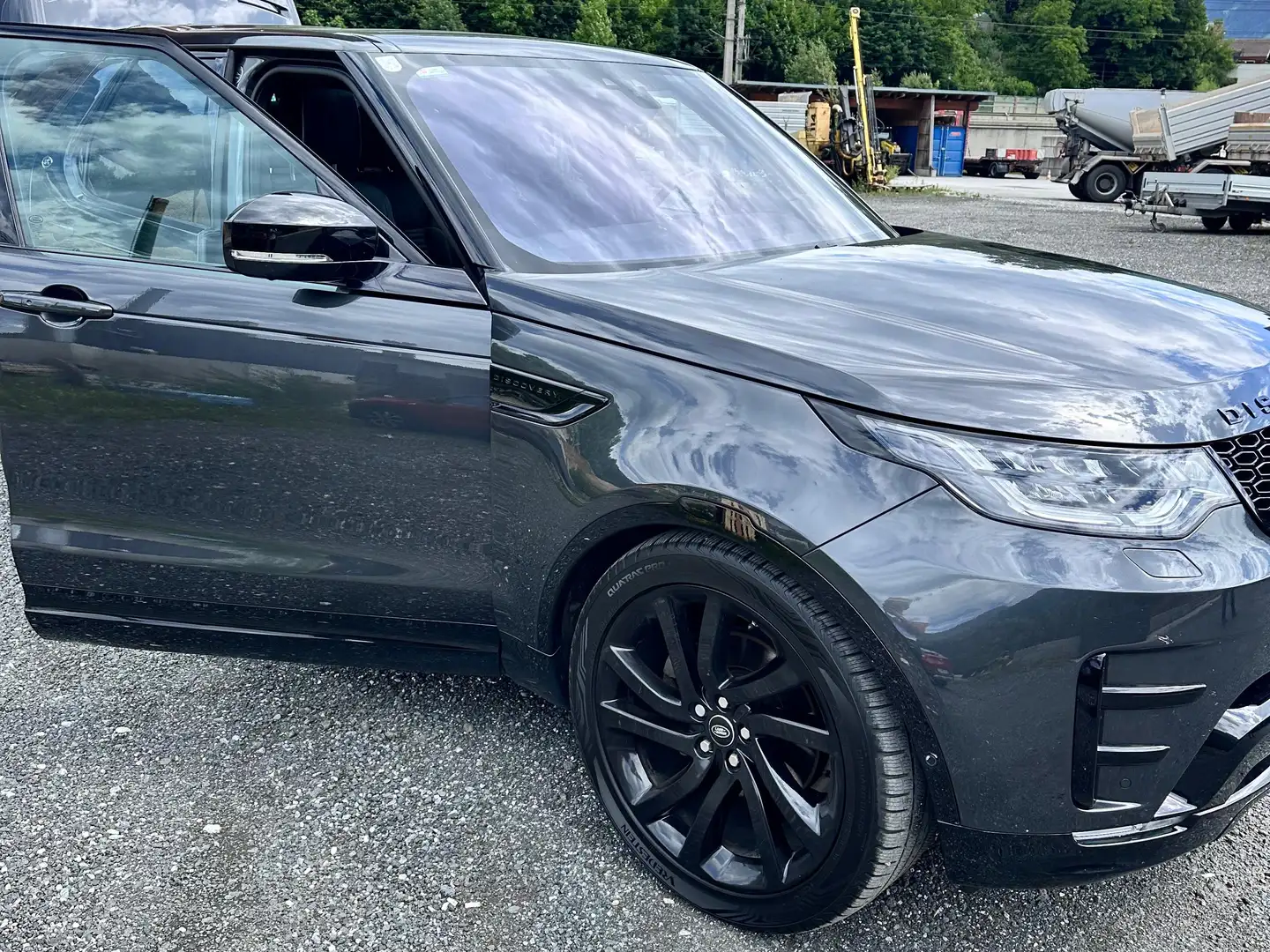 Land Rover Discovery 3,0 TDV6, HSE LUXURY Grau - 2