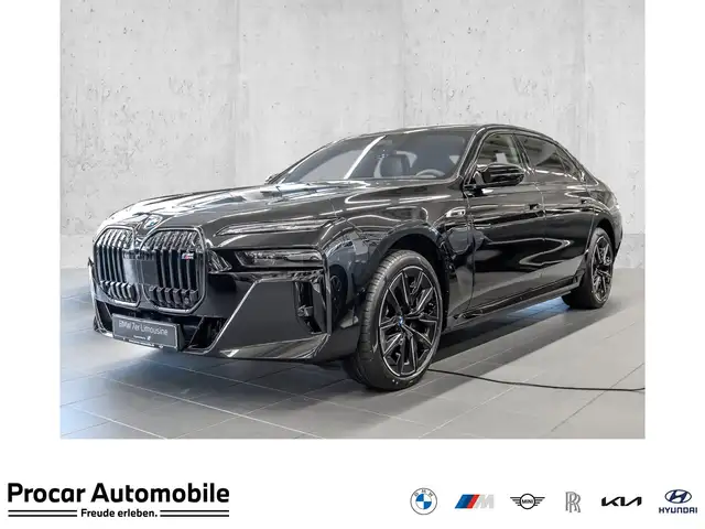 BMW 760 M760e xDrive MSport + PanoSky. + B/W + Exe.Loung.
