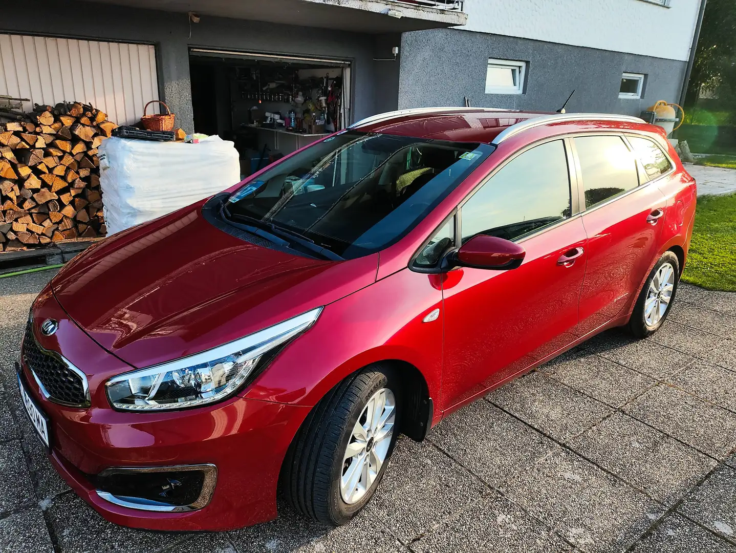 Kia Ceed SW / cee'd SW cee'd SW 1,4 CRDi Titan Titan Rot - 2