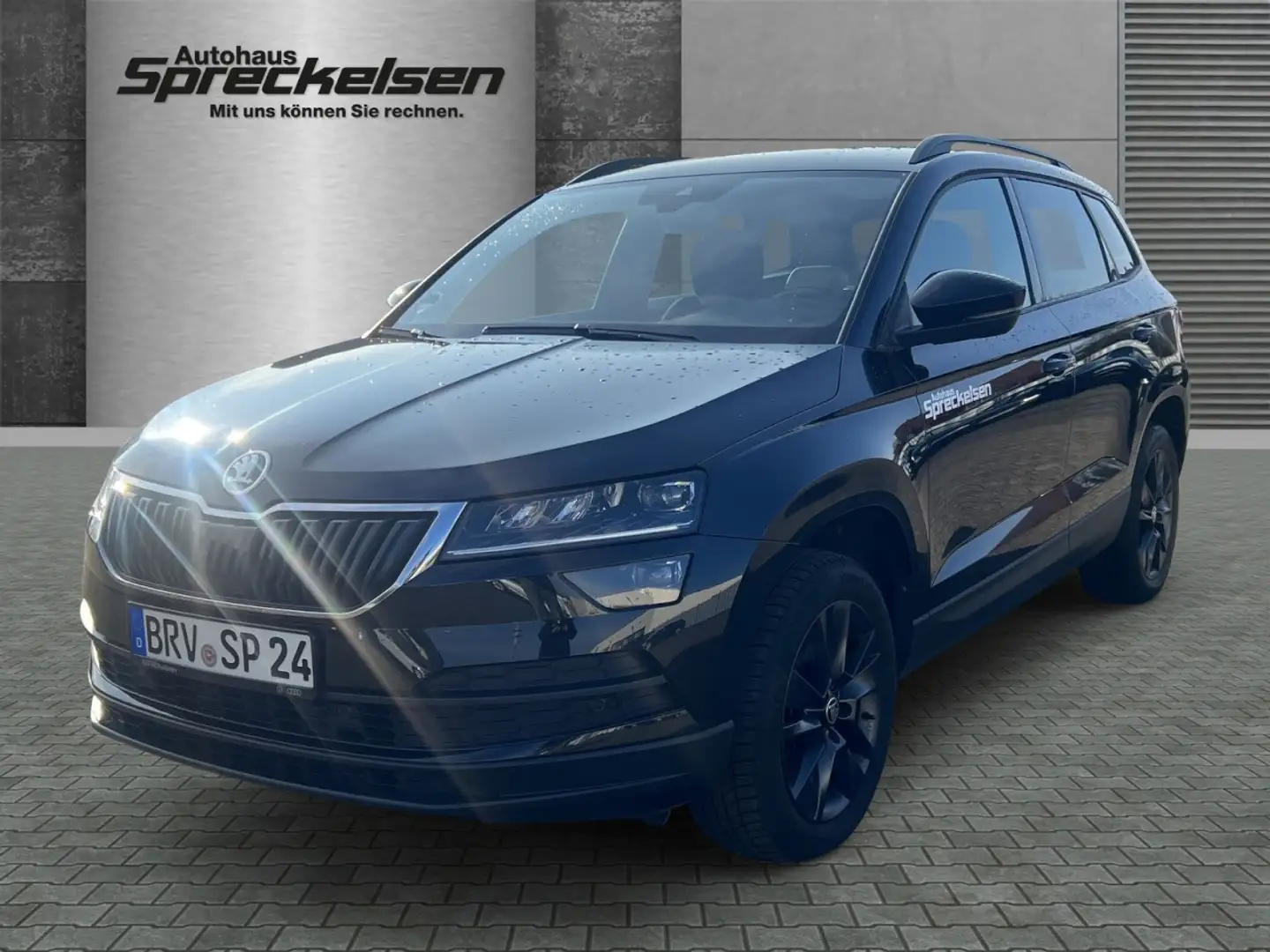 Skoda Karoq 1.6 TDI Style++Vollleder++Navi++ Klima Navi Leder Schwarz - 1