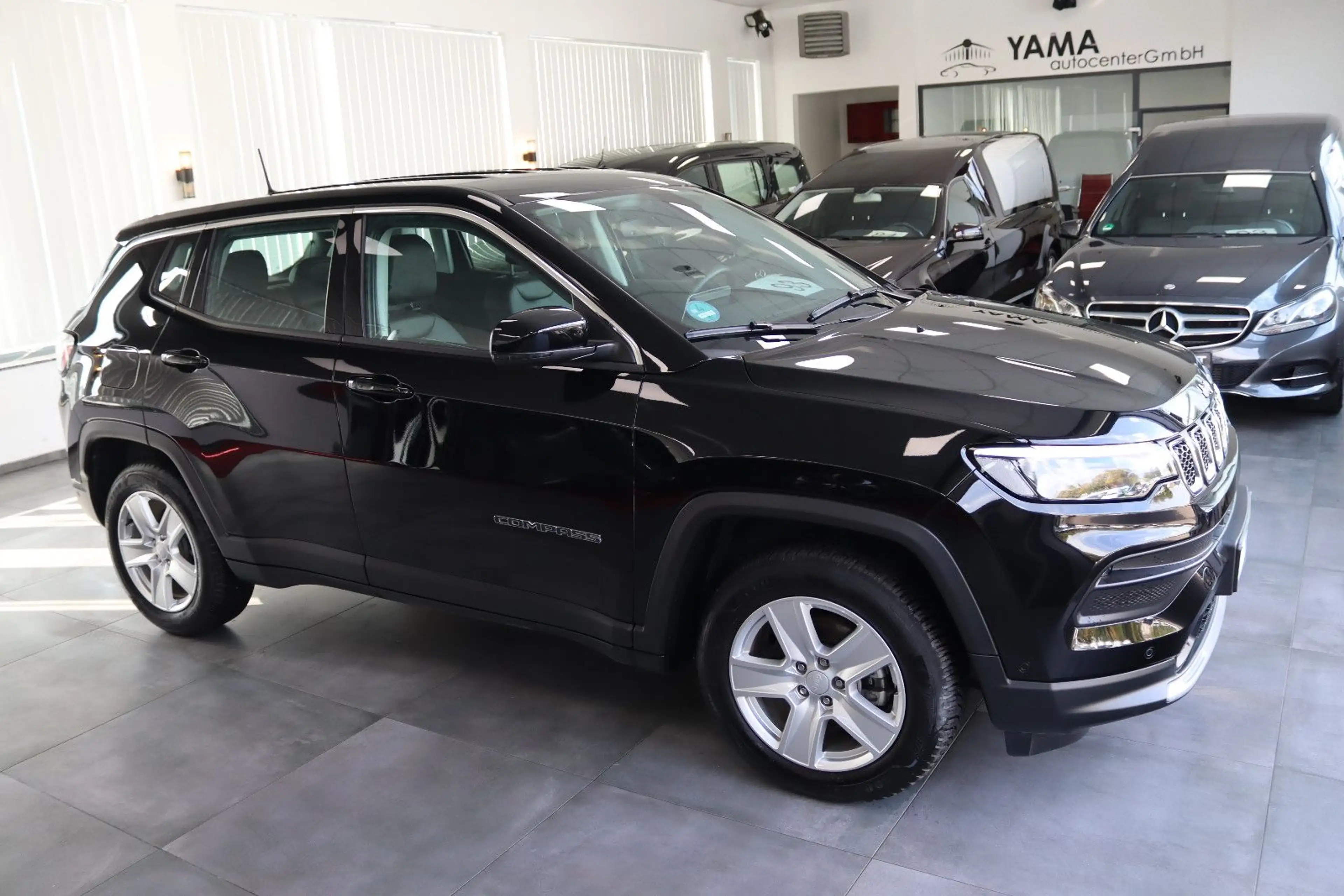 Jeep Compass Altitude Mild-Hybrid * 15TKM+GARANTIE * — photo 4