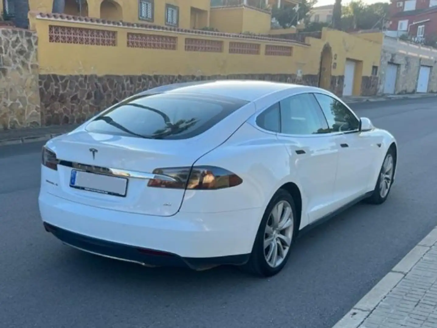 Tesla Model S New Power Train. MOTOR NUEVO Bianco - 2