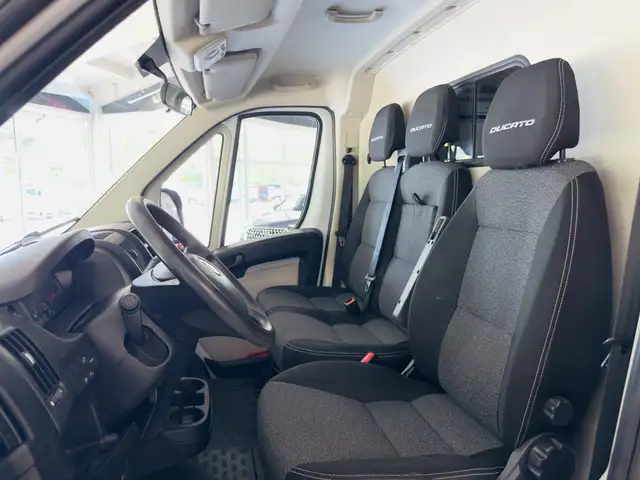 Fiat Ducato view 11