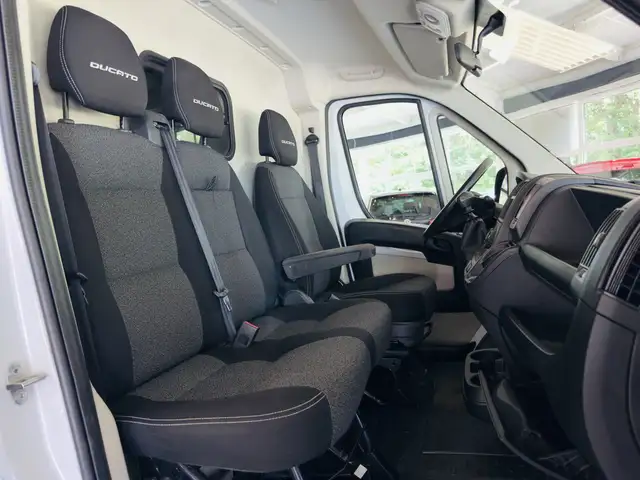Fiat Ducato view 13