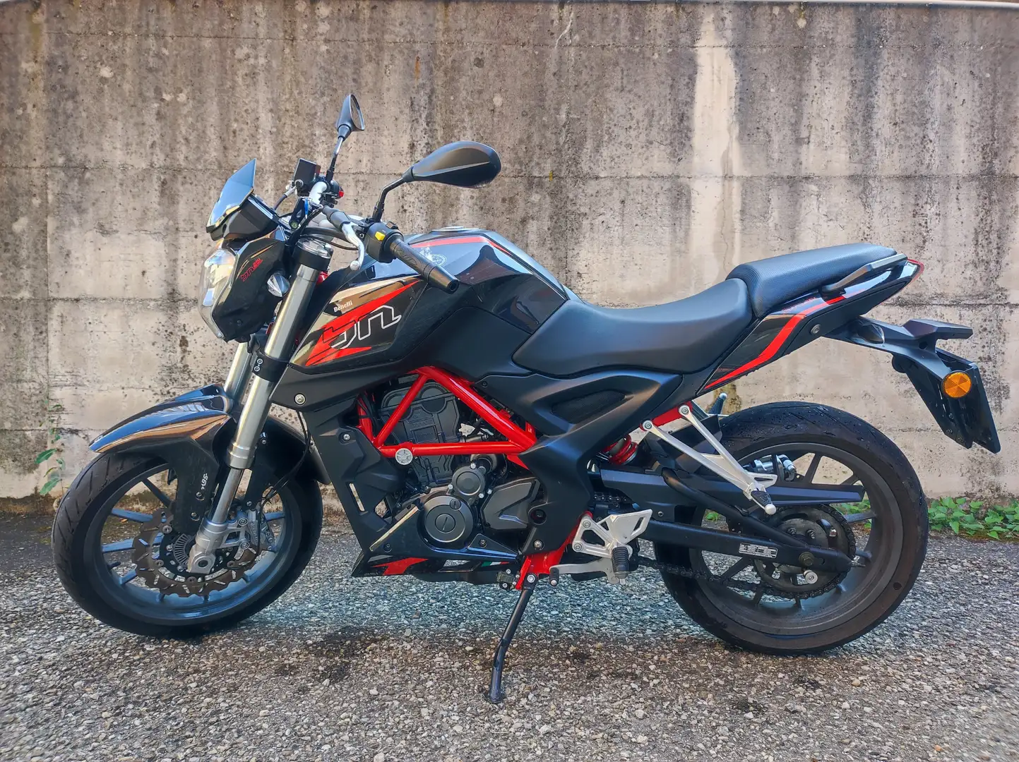 Benelli BN 251 naked abs Negru - 1
