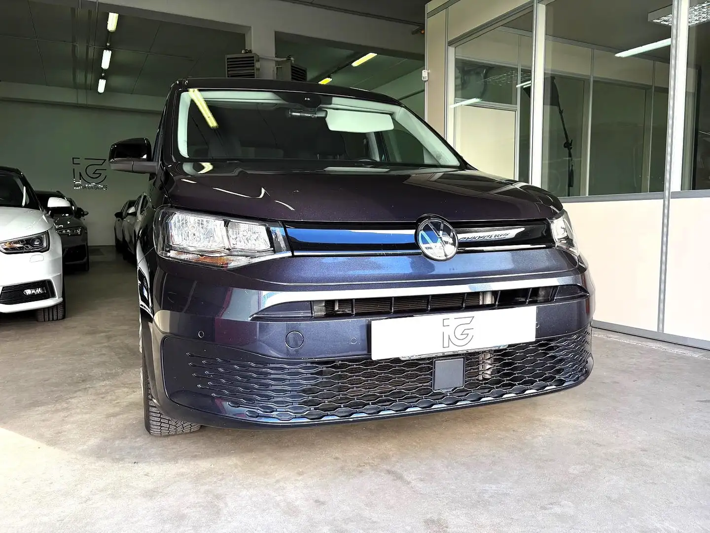 Volkswagen Caddy 5° serie 2.0 TDI 122CV - STYLE MAXI 7 POSTI Blauw - 1